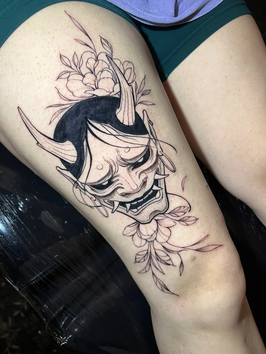 Trabalho de tatuagem do Bankai Tattoo Studio